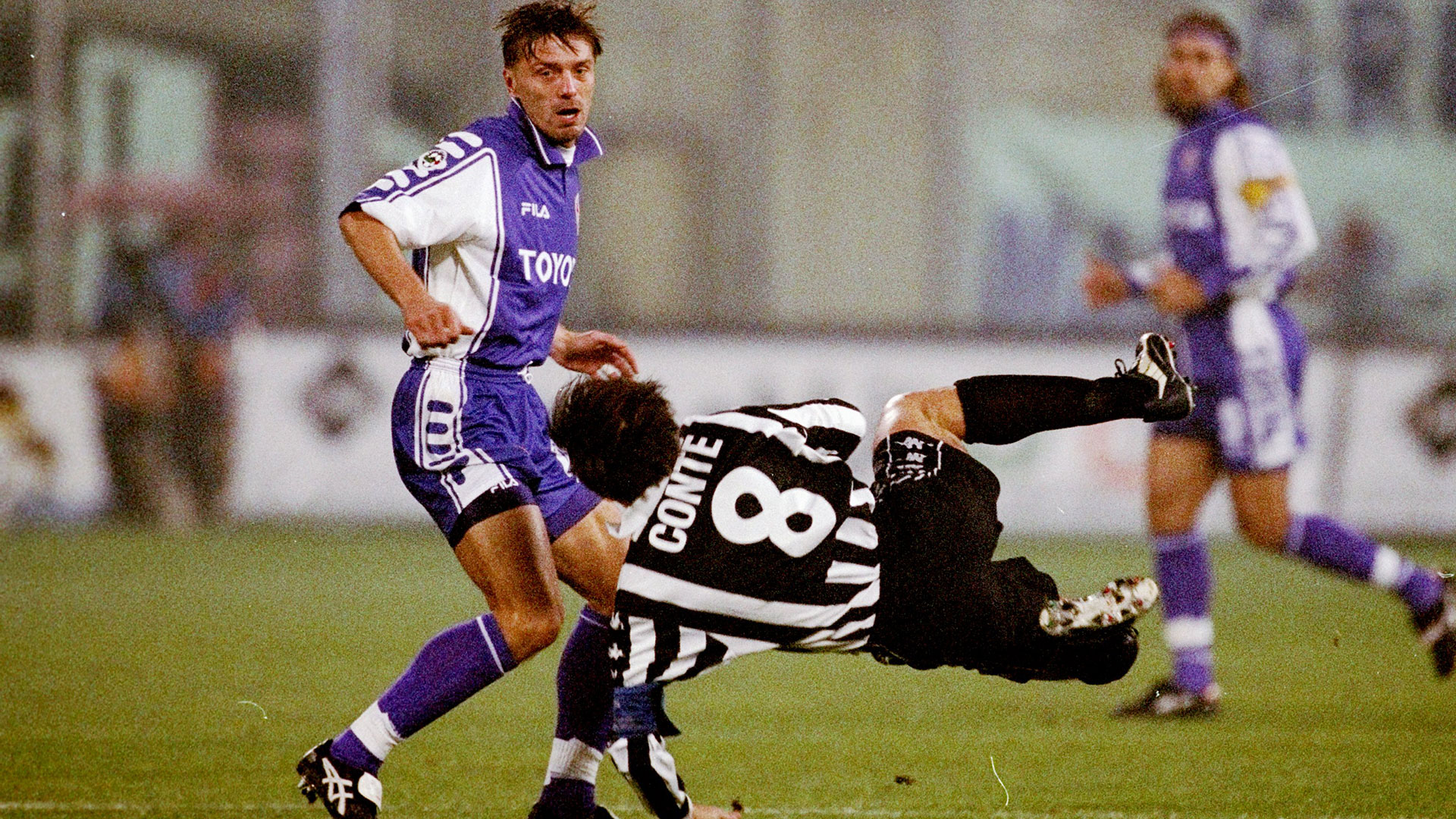 赛中表现突 赛中表现突