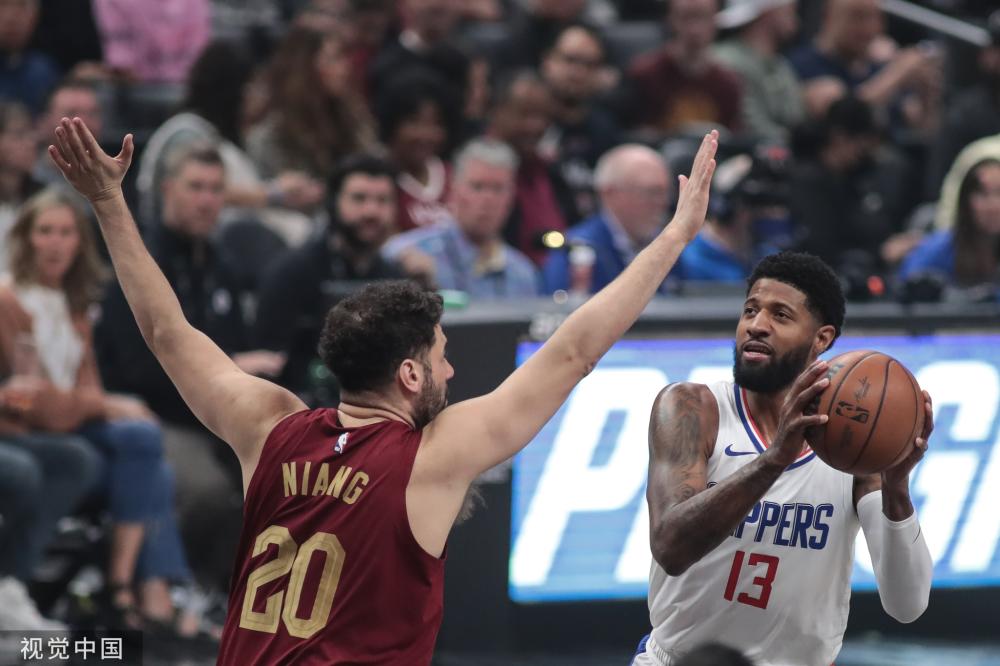 一直以顽强 一直以顽强